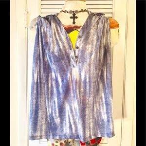 French Laundry blue tank top with buttons